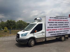 BOLU'DA 695 KM'DE MOTOR YAKAN FORD ARACINA PANKART ASARAK PROTESTO ETTİ